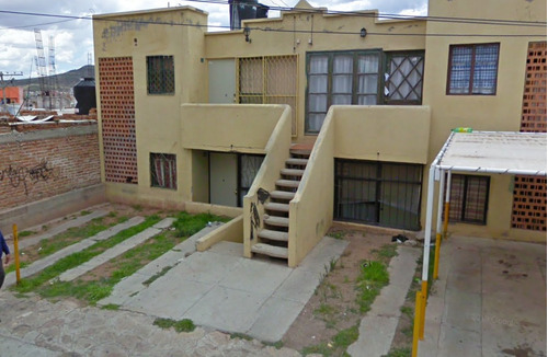 Venta De Casa Tipo Duplex En Los Pirules Guadalupe Zacatecas, Precio Muy Bajo.