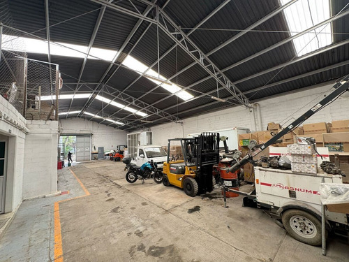Bodega En Venta, Bosques De Xhala, 425 M2