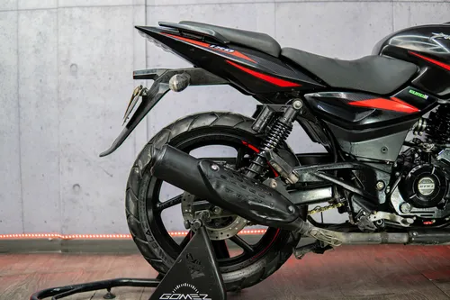 Bajaj Pulsar 180 Fi 2023