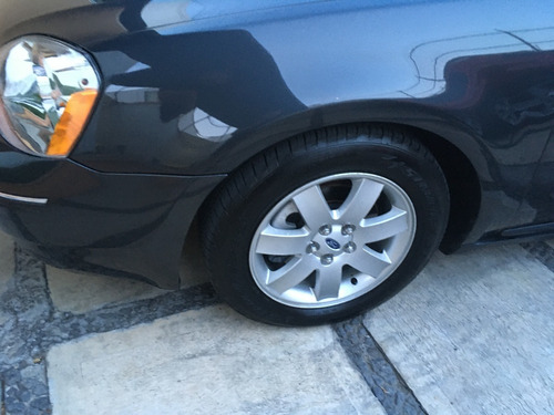 Imagen 4 de 15 de Ford Five Hundred Impecable Como Nuevo !! 60.000 Kms
