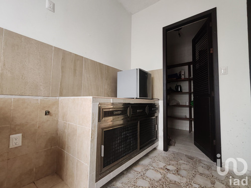 Venta Casa 5 Ambientes Ricardo Flores Magón