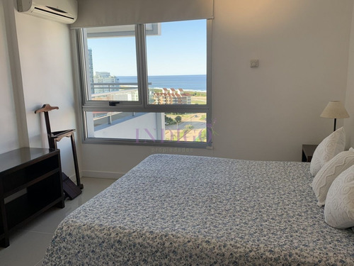 Imagen 11 de 26 de Departamento De 3 Dormitorios, Con Excelente Vista A La Playa Brava, Full Amenities.
