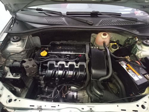 Renault Clio 2001 1.0 16v Rn 5p
