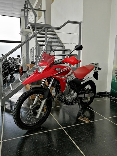 Imagen 2 de 9 de Honda Xre 300 Rally