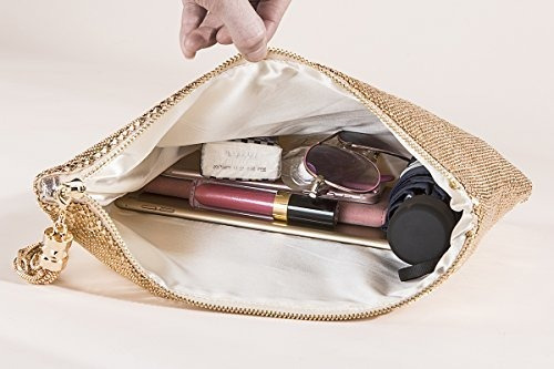 Cartera De Mano De Malla Metalica Dorada Por Rovoyce