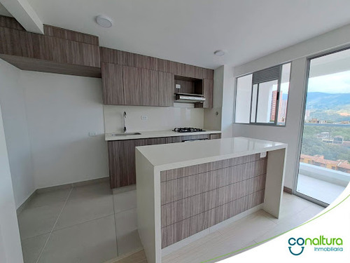 Apartamento En Arriendo Suramerica 472-3711