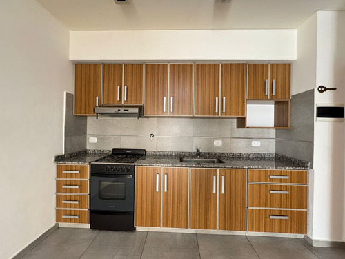Venta Dpto 3 Amb 56m2 / Cochera Descub / Lomas Z.