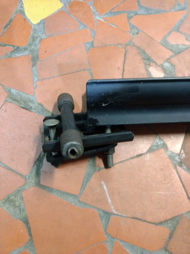Imagem 2 de 6 de Calha Para Transportar Bike Sem A Roda Da Frente