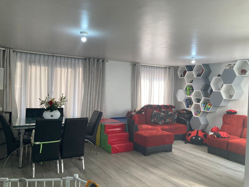 Imagen 9 de 25 de Casa En Zona Residencial Salaverry, Lindavista, 3 Plantas, 2 Estacionamientos , Vigilancia 24 Horas