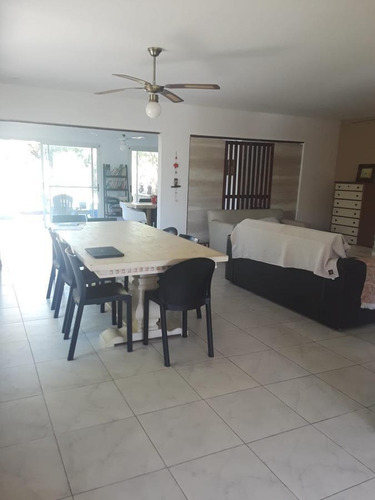 Imagen 8 de 23 de Venta Hermosa Casa En B° Los Arenales, Escobar