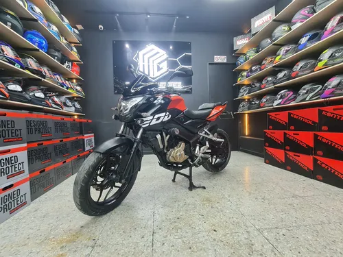 Bajaj Ns 200 2017