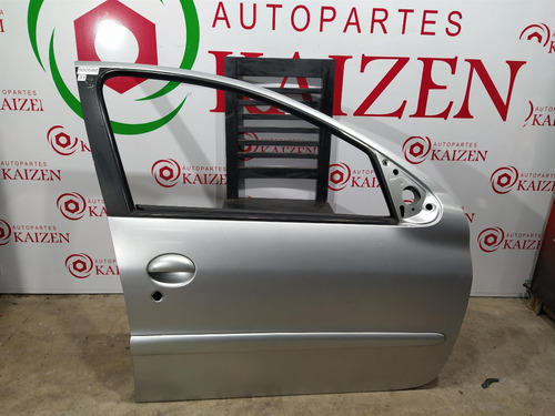 Puerta Delantera Dererecha 206 - 7 Peugeot  Cod586