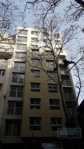 Apartamento De 2 Dormitorios En Venta En Centro