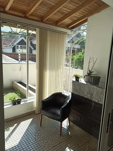 Casa En Venta En Altos Del Poblado. Cod V12343