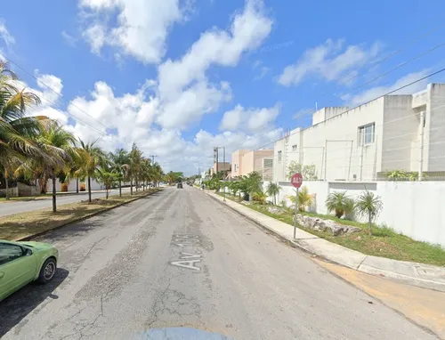 Sk01- Casa En Remate Bancario En Priv. Chinak Meru, Cancun, Qroo. (65% Debajo De Su Valor Comercial, Solo Recursos Propios)