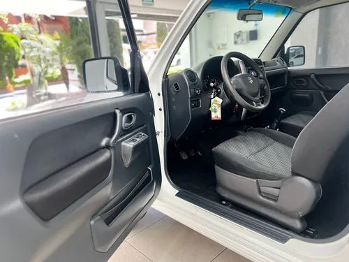 Suzuki Jimny MT 4*4 2016