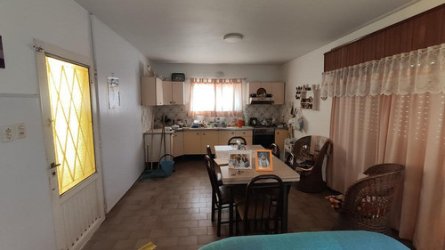Venta Casa Interna Excelente Estado - Granadero Baigorria