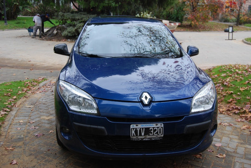 Imagen 2 de 17 de Renault Megane 2.0 Privilege 2012