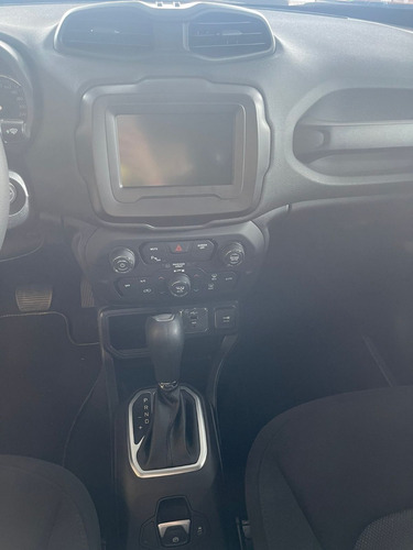Imagen 11 de 13 de Jeep Renegade Sport At