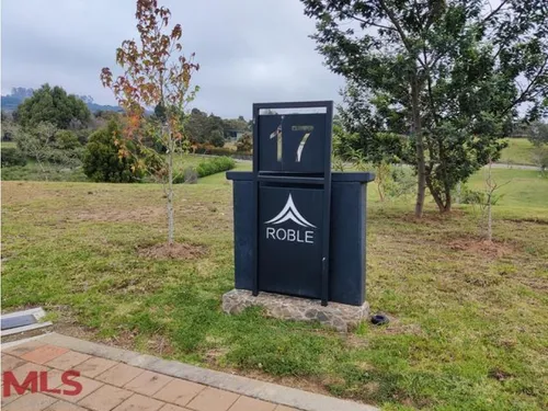 Hermoso Lote En Lindisima Parcelacion.(mls#239089)