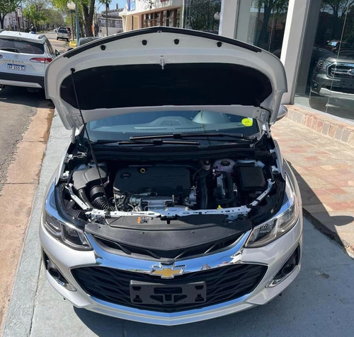 Imagen 13 de 15 de Chevrolet Cruze 5 Puertas 1.4 Turbo Automatico Lt 0km My2023