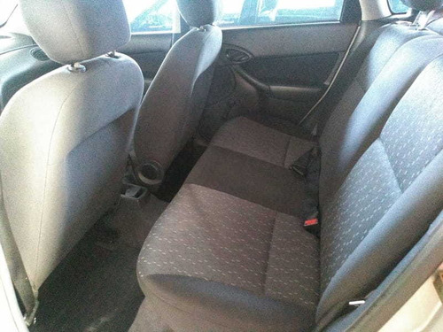 Ford Focus Hatch 1.6 S