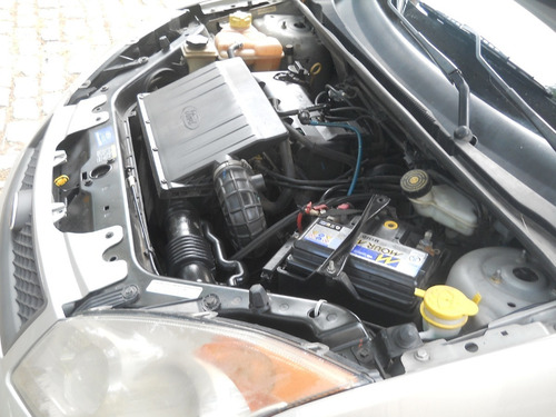 Ford Fiesta Max Full