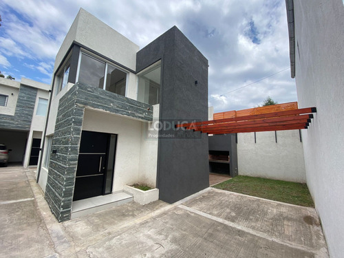 Imagen 1 de 13 de Dúplex En Venta De 2 Dormitorios C/ Cochera En Ituzaingó Norte