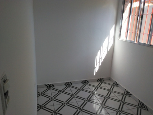 Imagem 9 de 14 de Casa 4 Dormitórios, 1 Suíte, Sala, Cozinha, 2 Vagas 884