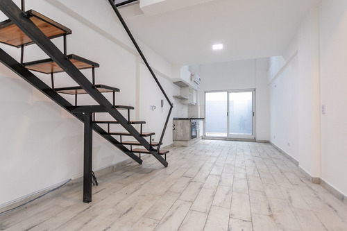 Imagen 3 de 30 de Dos Ambientes Duplex Patio A Estrenar Villa Crespo