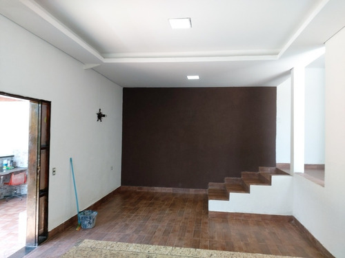 Imagem 3 de 14 de Chácara Ibiuna 1.300 Mts Casa,piscina,área Gourmet,ac Carro