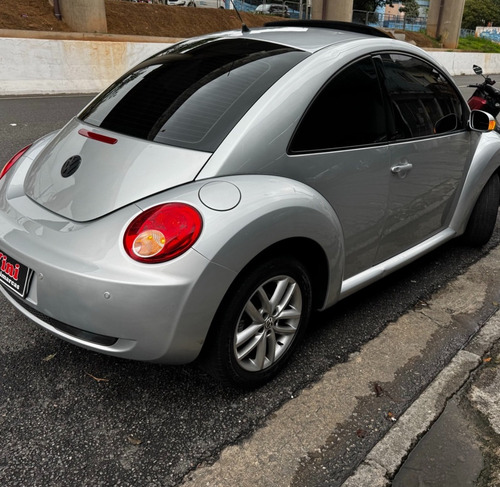 Volkswagen New Beetle 2.0 3p Automática