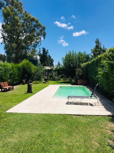 Imagen 6 de 30 de Casa De 3 Dormitorios- Con Pileta - Aldea