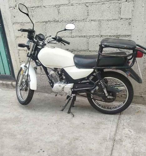 Motocicleta Para Trabajo Con Parrilla De Carga Color Blanca