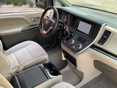 Toyota Sienna 3.5 Xle At