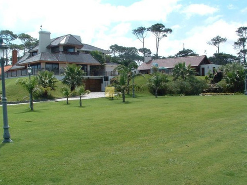 Imagen 19 de 30 de Venta De Casa De 4 Dormitorios En La Mansa, 7000 M2 De Terreno