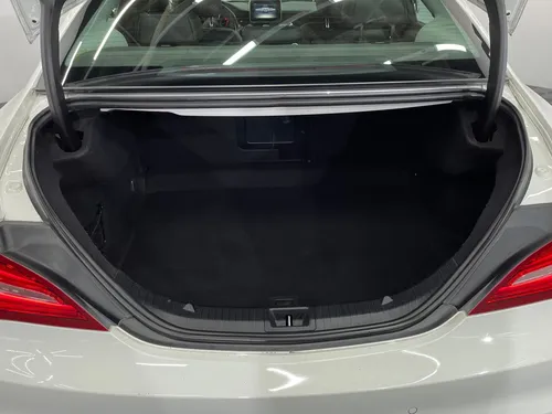 Mercedes-Benz Clase CLA 1.6 200 Sport At