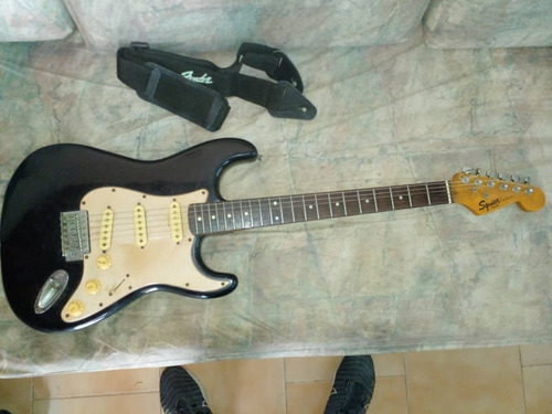 Guitarra Electrica Squier Fender 