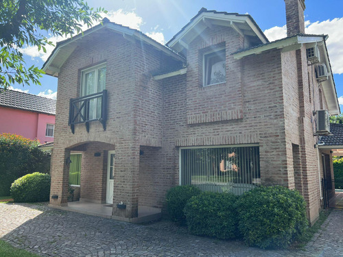 Casa En Venta En Country Banco Provincia, Francisco Alvarez, Moreno