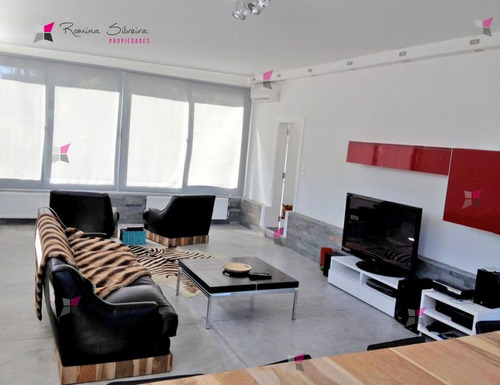 Moderna Casa San Rafael- Ref: 9266