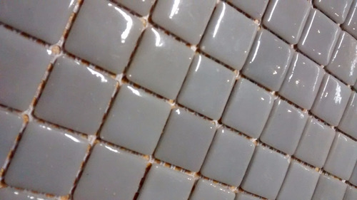 Imagen 4 de 7 de Venecita Biselada Gris Calidad Premium 2,5x2,5 X M2