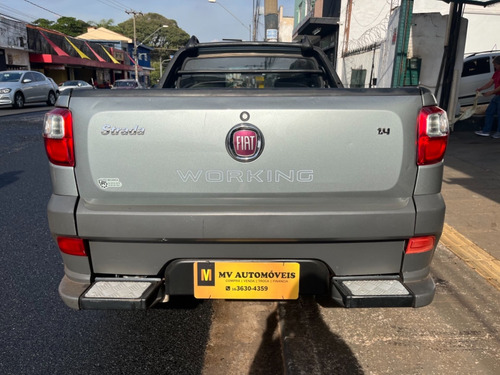 Imagem 6 de 12 de Fiat Strada Working 1.4 Cinza 2014