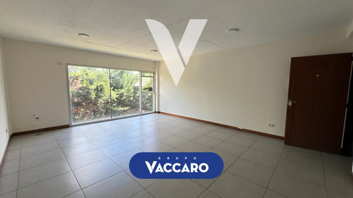 Oficina En Venta, Moreno