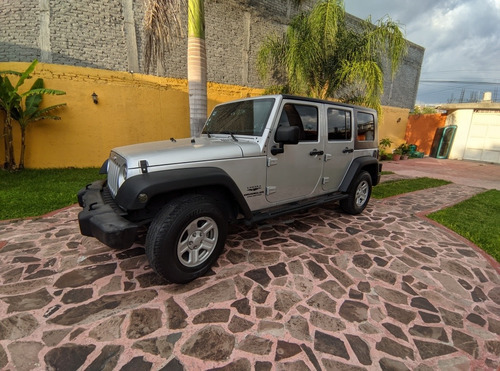 Imagen 10 de 14 de Jeep Wrangler 2010 3.8 Unlimited X 4x2 At