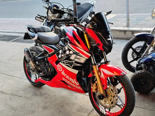 Pulsar Ns 200 Modificada , Llantan Nuevas ,bajo Kilometraje
