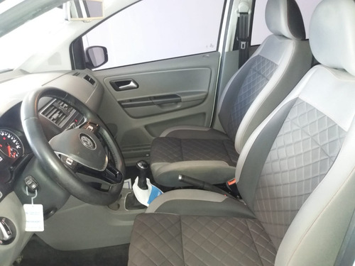 Imagen 8 de 15 de Volkswagen Suran Highline 1.6 Msi Sb