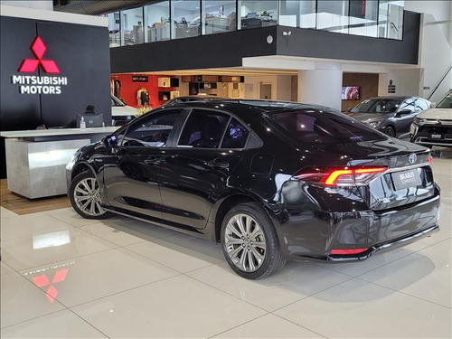 Toyota Corolla 1.8 Vvt-i Hybrid Altis