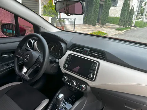 Nissan Versa 1.6 Advance