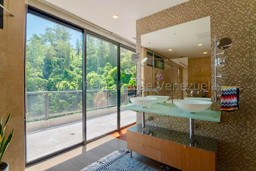 Apartamento Penthouse Con Piscina En Venta En La Lagunita Caracas