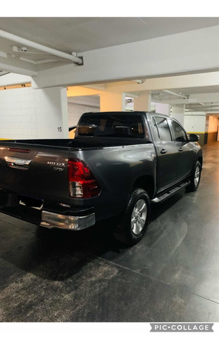 Imagen 5 de 16 de Toyota Hilux 2019 2.8 Cd Srv 177cv 4x2